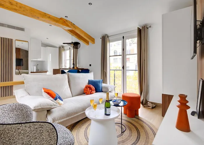 Bluestay 296 - Superbe Appartement A Paris 17